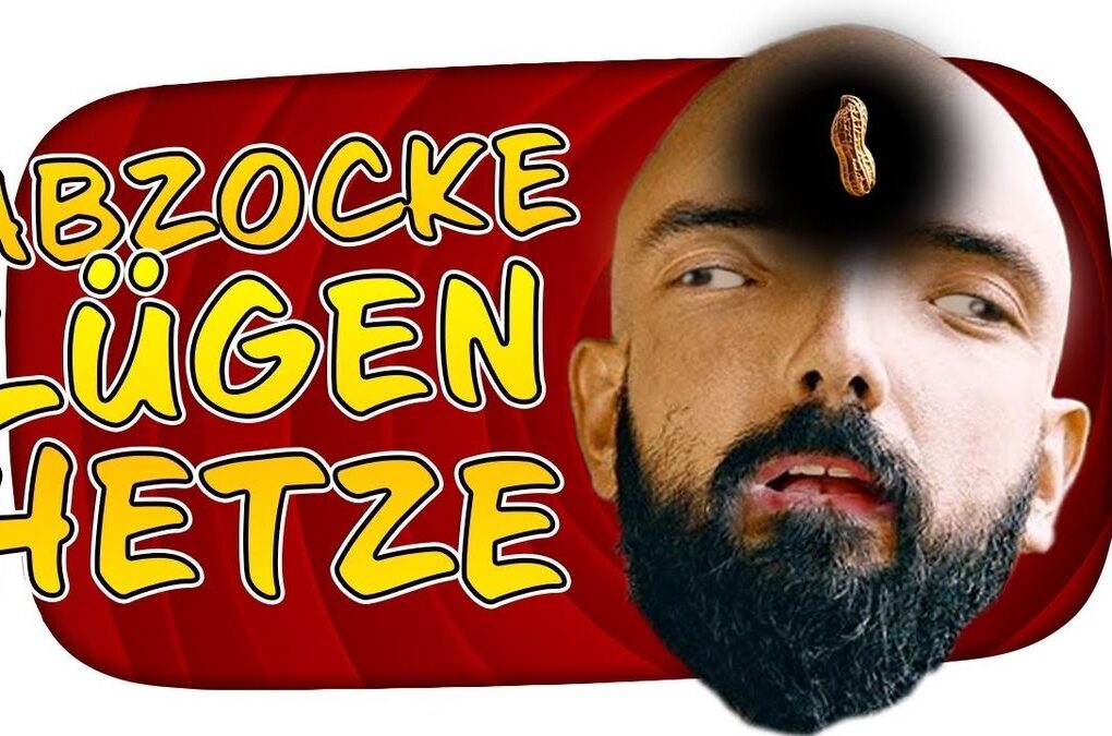 Vorschaubild des Videos "ABZOCKE, GERICHTSPROZESSE, LÜGEN - Der PEINLICHSTE VERSAGER - Kuchen Talks #1068" vom Kanal KuchenTV, zeigt einen ernsten KuchenTV im Vordergrund mit einem verwirrten Gesichtsausdruck. Im Hintergrund sind Gerichtsdokumente und das Wort "Lügen" in großen, roten Buchstaben zu sehen.